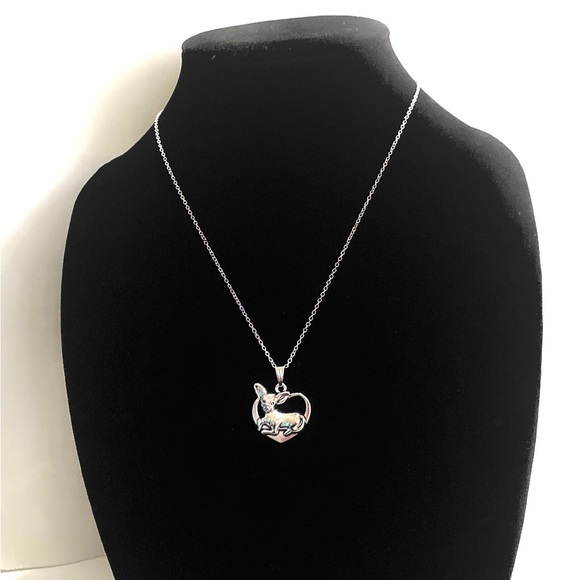 Chihuahua Necklace Heart Love Dog - Picture 4 of 5